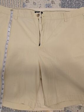 Nautica Men's Light Cream Flat Front Chino Shorts